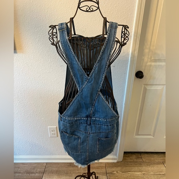 Denim overall skirt - Picture 3 of 3